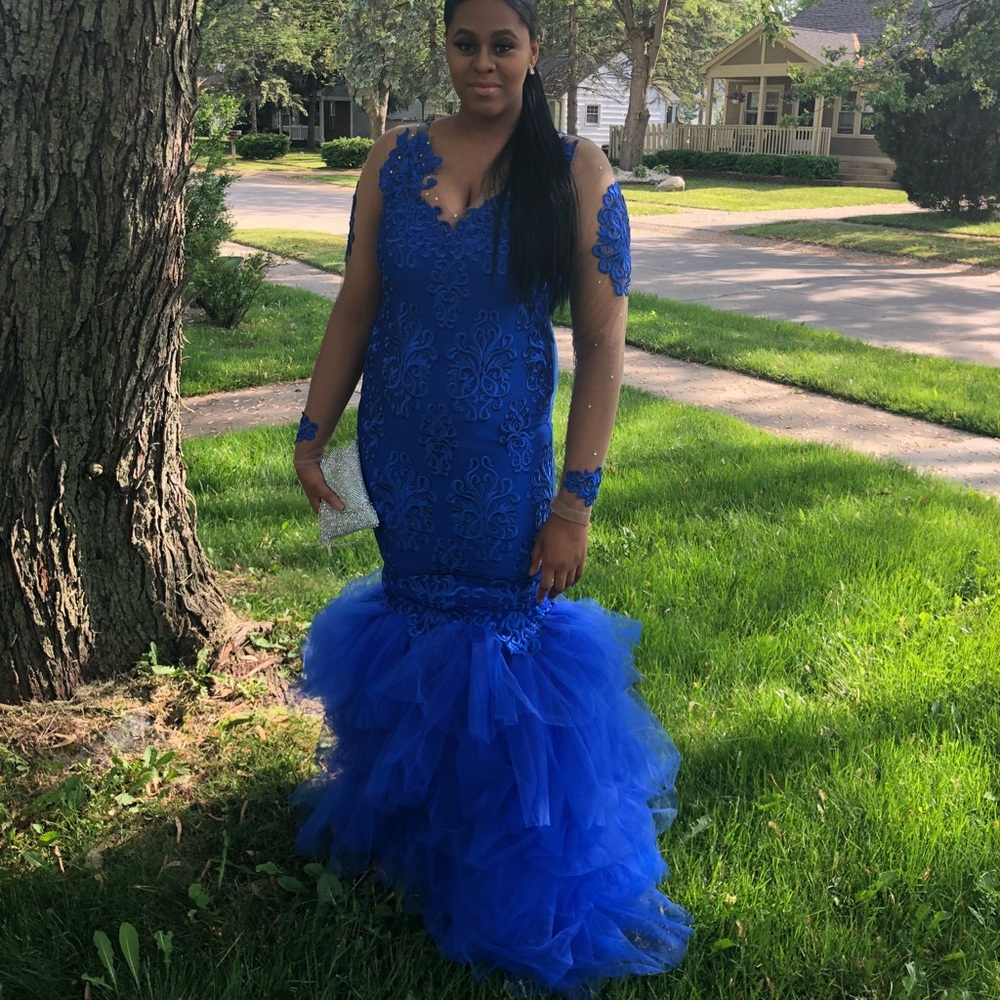Custom made Gown dress!💙
